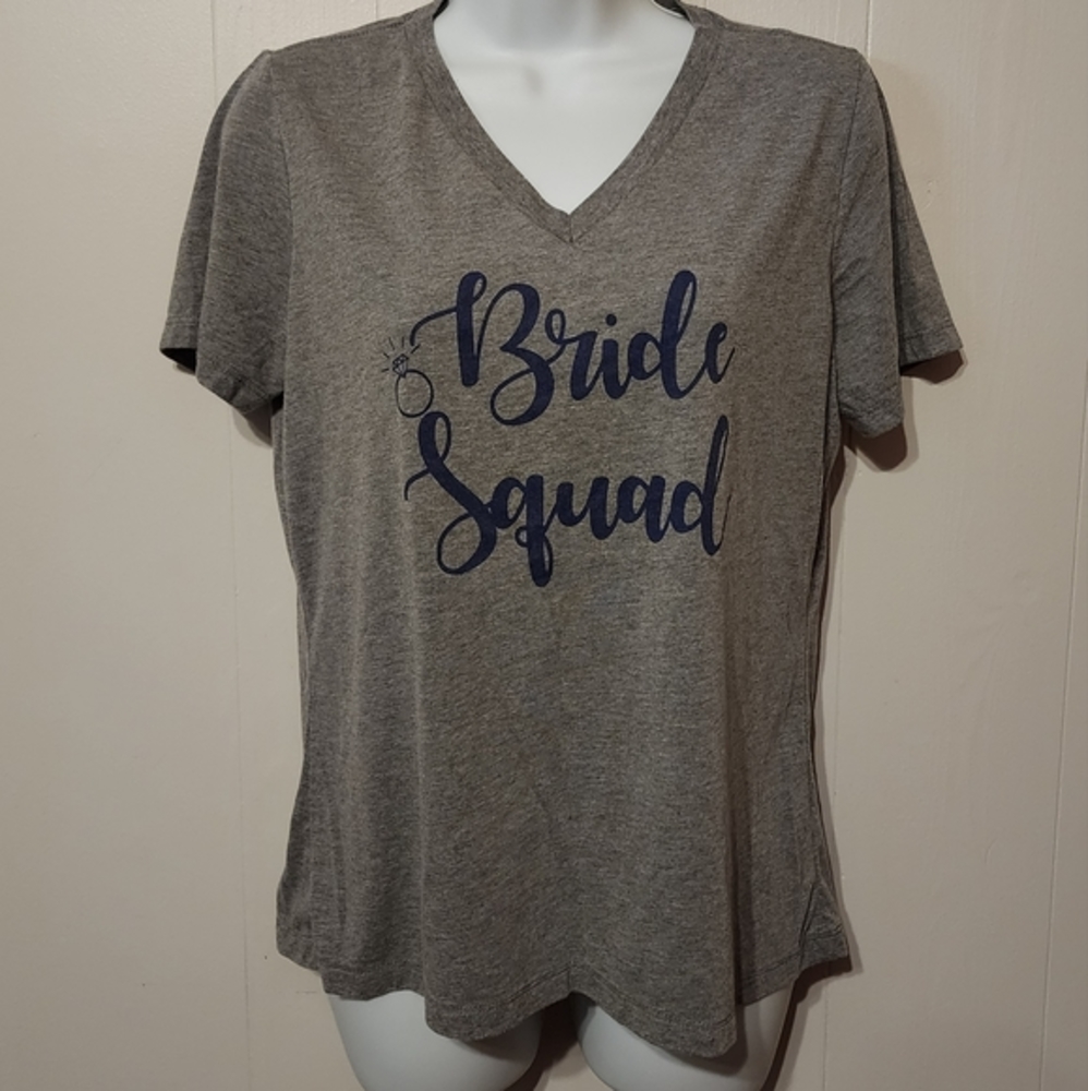 Bride Squad VNeck Short Sleeve Shirt Gray Navy‎ Wedding Bridesmaid Medium A8